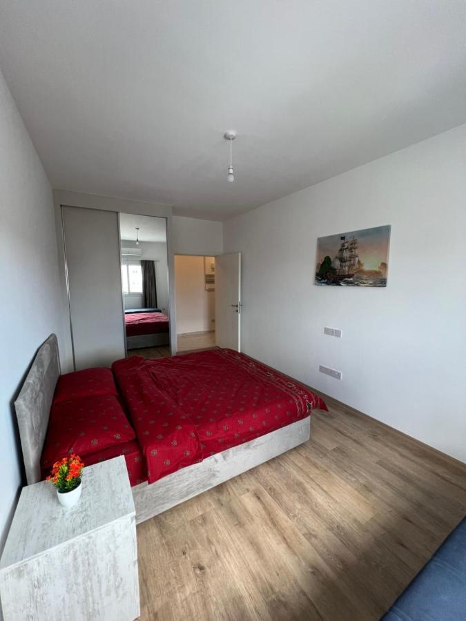 Tetris Apartment Spacious Comfortable นิโคเซีย ภายนอก รูปภาพ